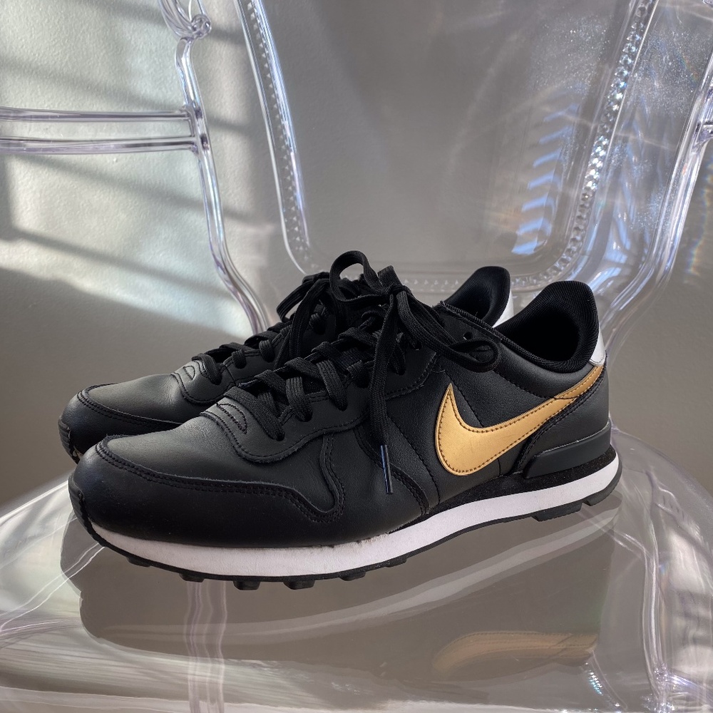 Rare NIKE Internationalist real leather gold 8,5